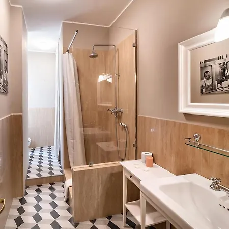 Luxury Colosseum Apartment